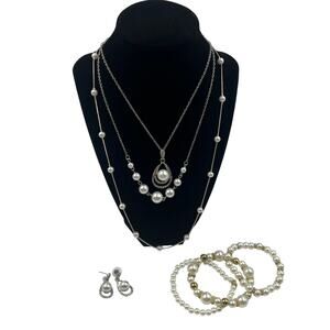 Vintage Lot Faux Pearl Necklaces Bracelets Earrings Costume Jewelry 8 Pieces